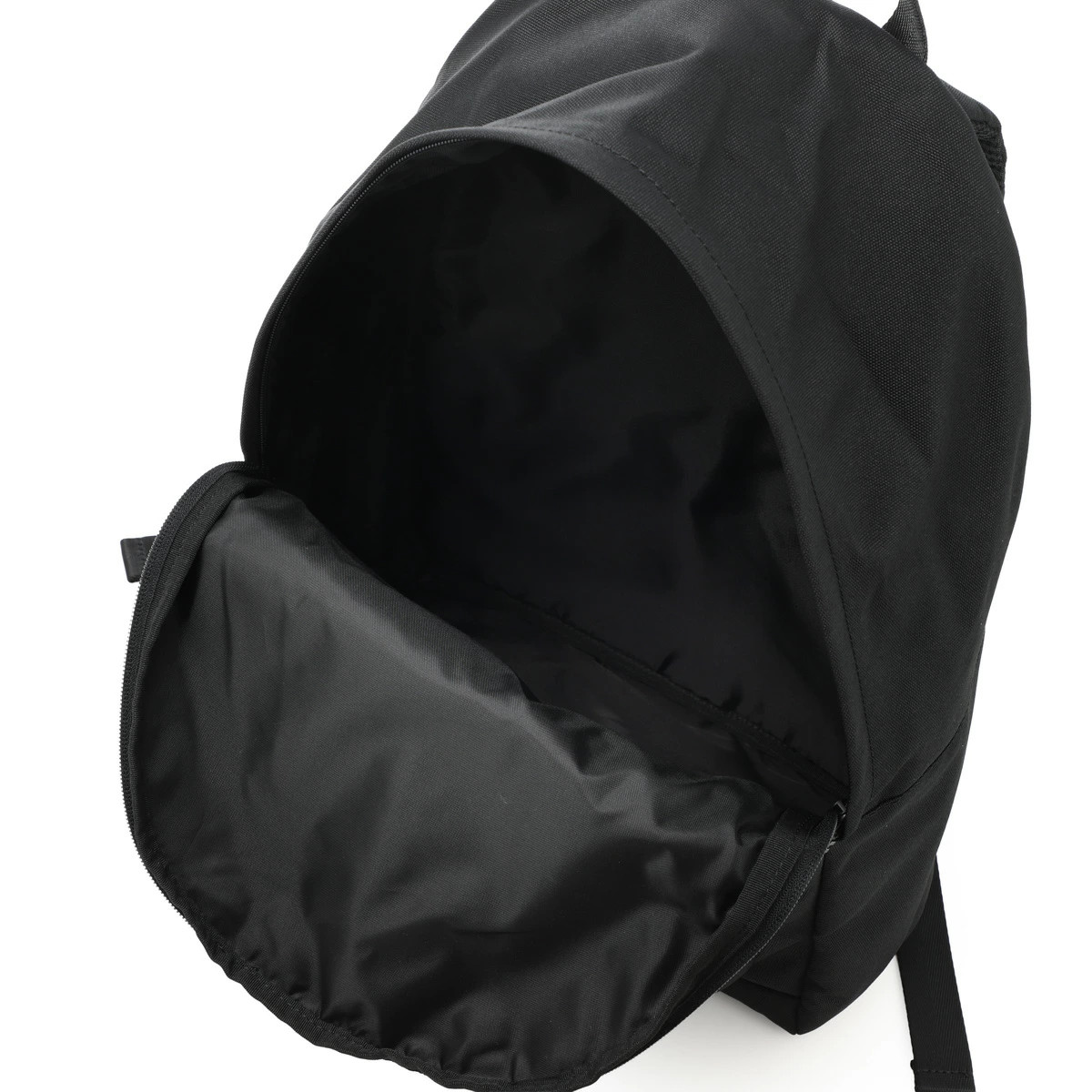 Emporio Armani EA7 Traincore Round Backpack Black Men’s 7×000390 af19722 uc001