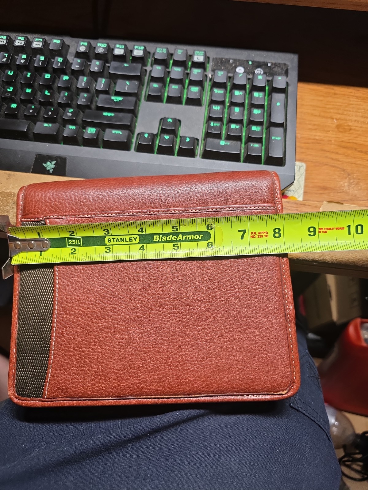 Johnston And Murphy Soft Leather Zippered Organizer Man’s 8″x7″ Brown