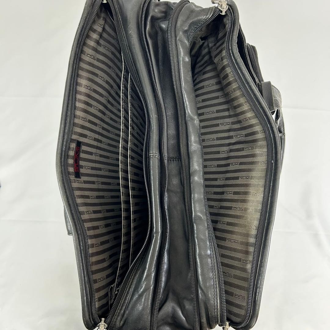 Excellent Condition TUMI 96041D4 Generation 4.4 Business Bag A4 Compatible