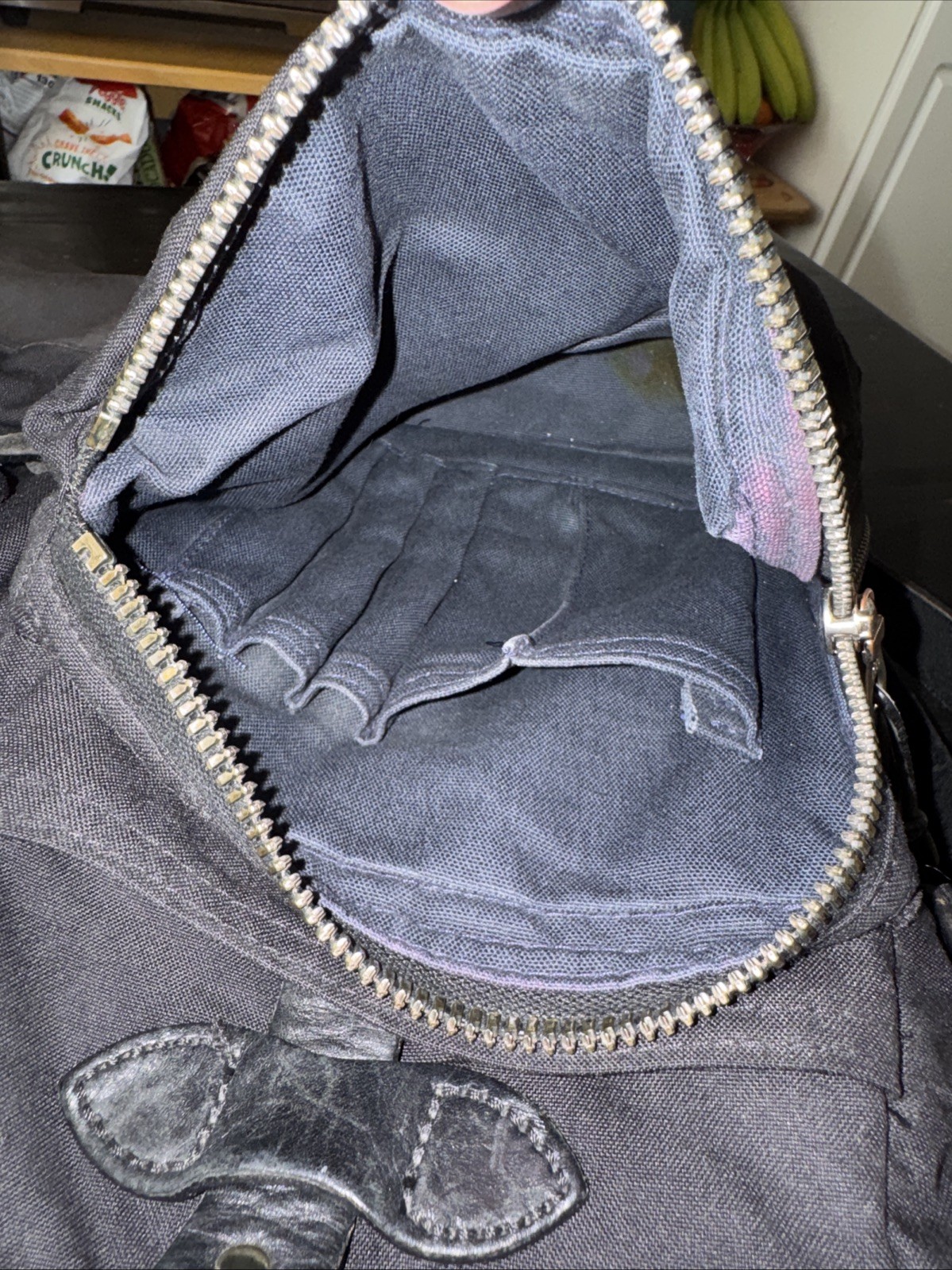 Filson 70128 Original Briefcase Black USA Rugged Twill Riri Zippers w/ Strap-