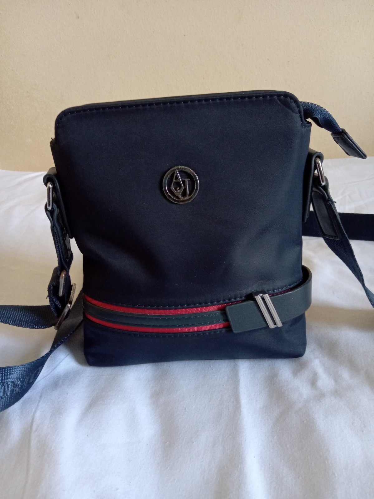 Giorgio Armani men’s shoulder bag
