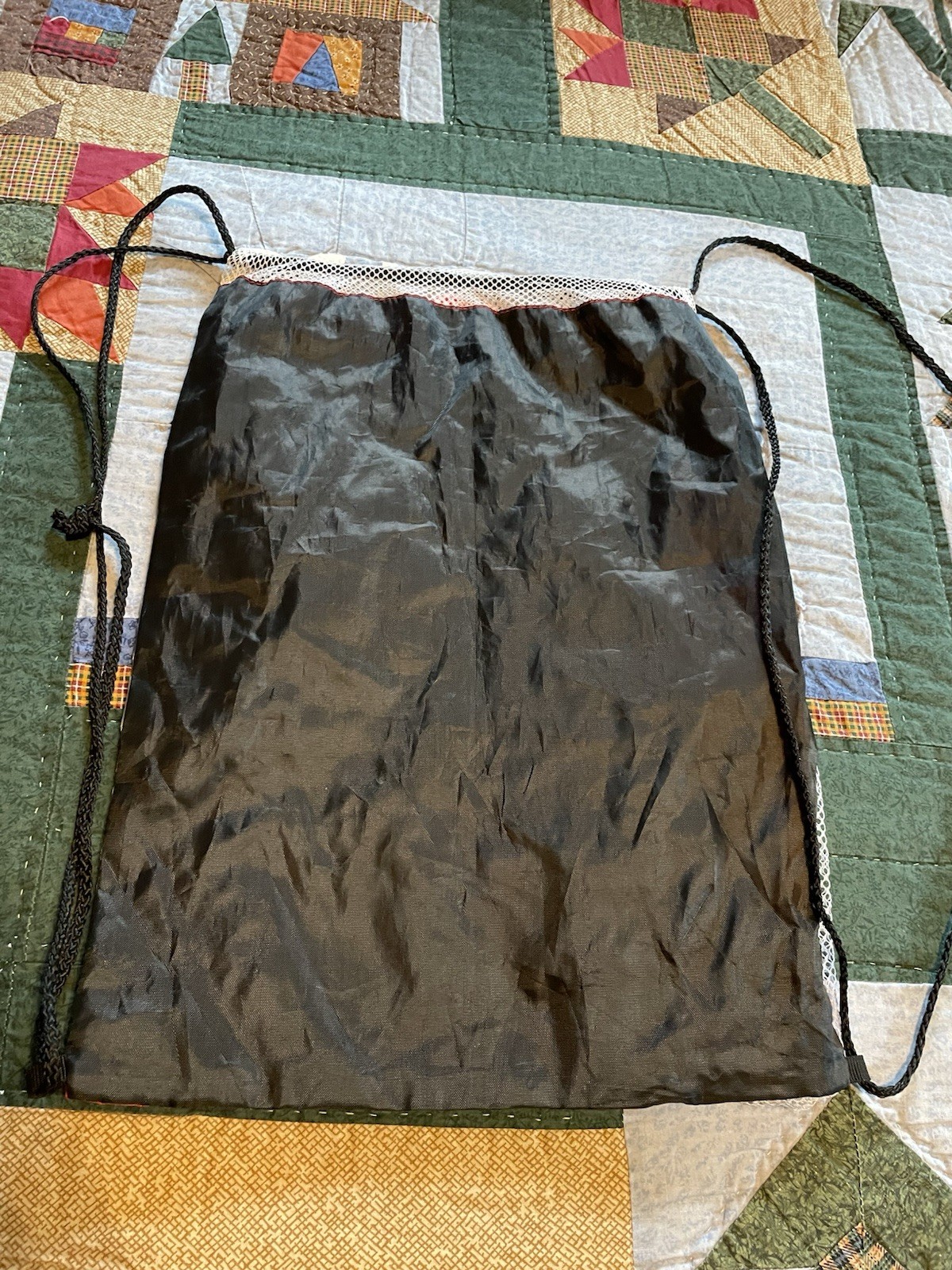 Skechers 4 Navy Blue & White Drawstring Nylon Cinch Bags 16″ x 20″ + Red/Black
