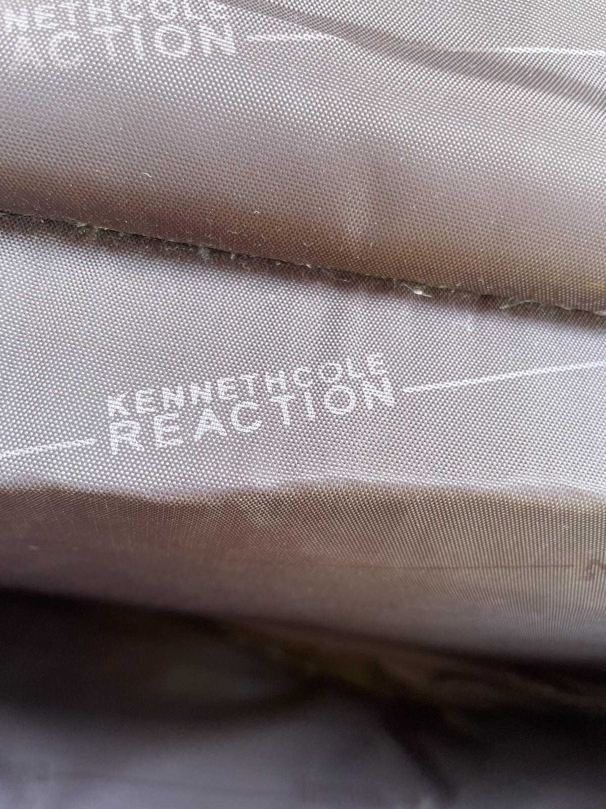 Kenneth Cole Reaction Full-Grain Leather Briefcase Worn, A Bit Distressed