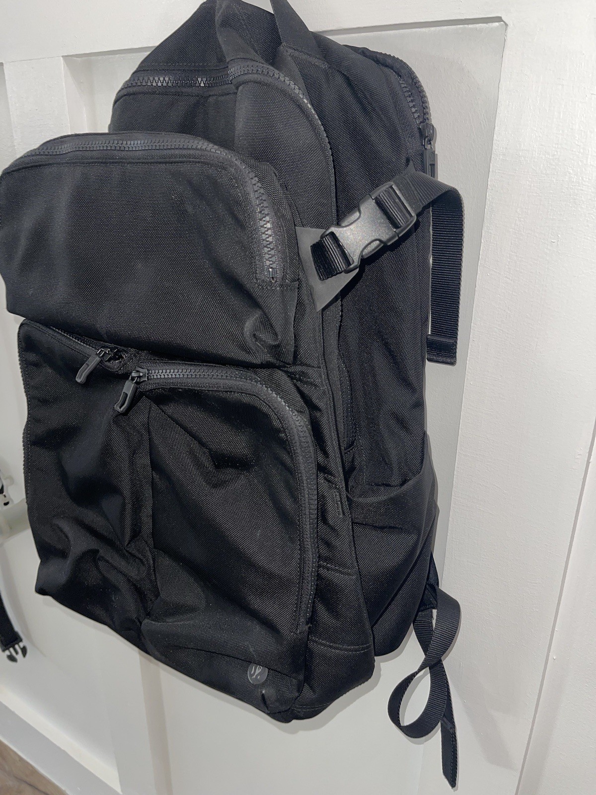 Lululemon Mens Assert Backpack 30L Black