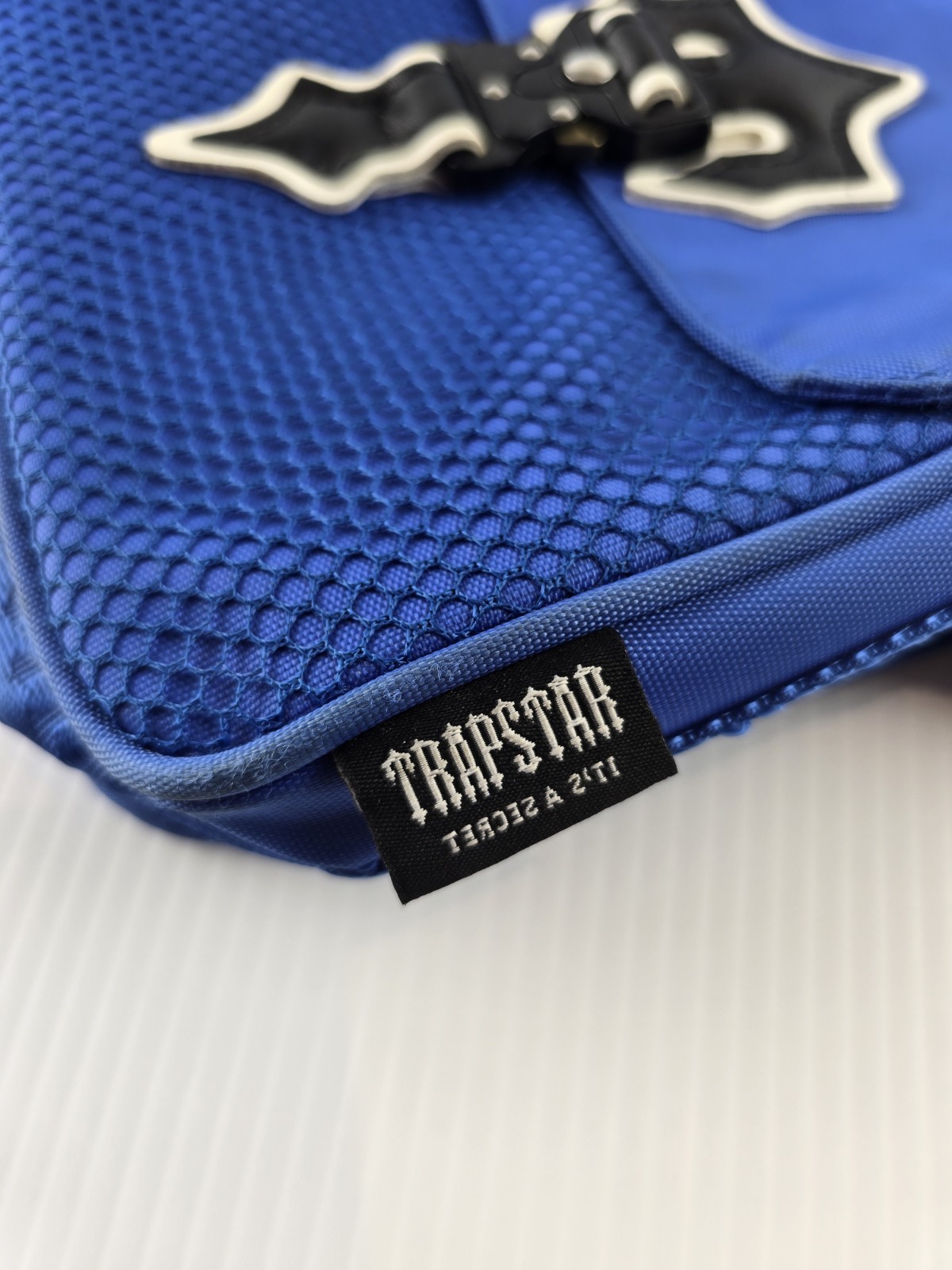 Trapstar Crossbody Messenger Bag Cobalt Blue Irongate T Cross