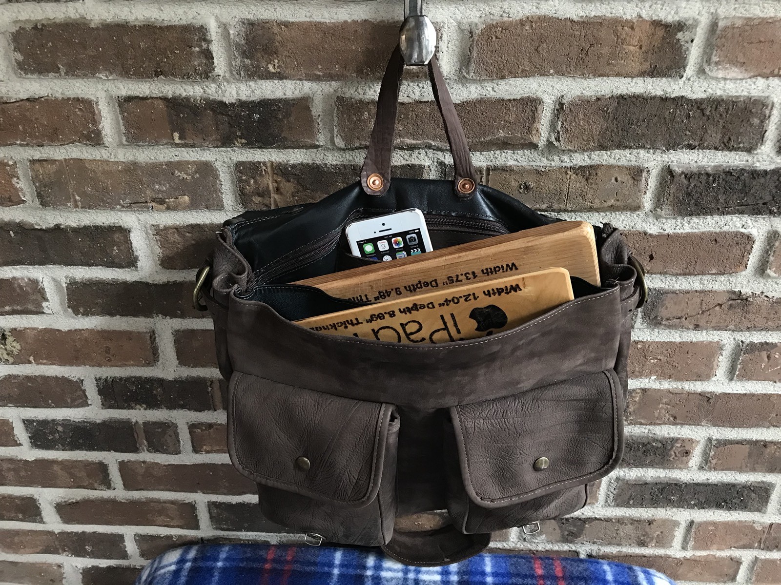 VINTAGE BASEBALL GLOVE LEATHER ONE-OF-A-KIND MACBOOK MESSENGER MAIL BAG R$1798