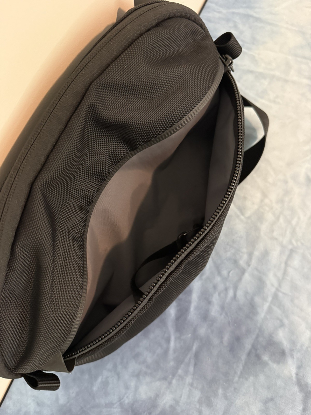 AER Day Sling 3 Max Black Cordura Shoulder Bag AER21038 Crossbody Ballistic