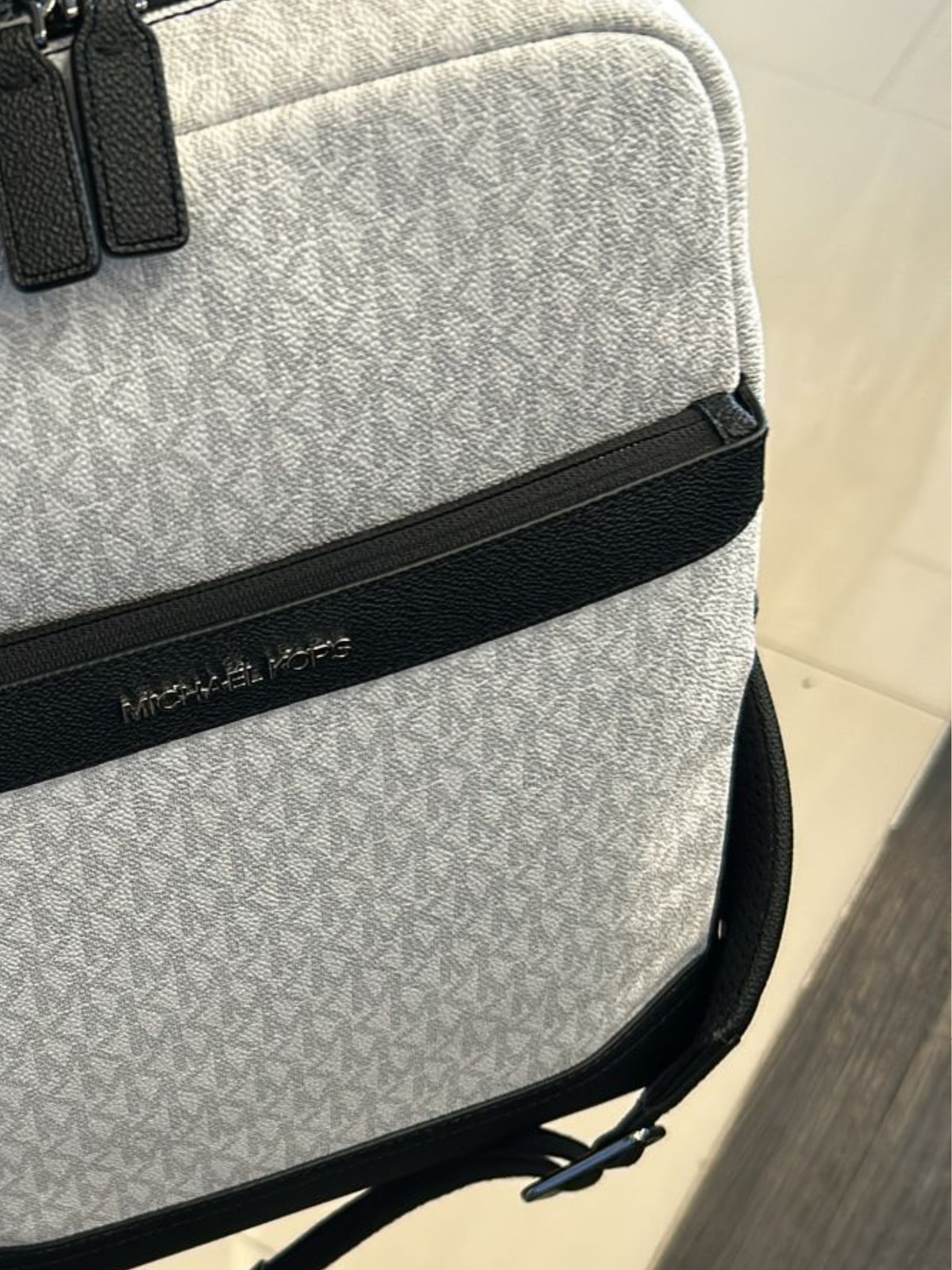 Michael Kors Cooper Men Medium MK Logo Travel Pocket Backpack Bag Bright White