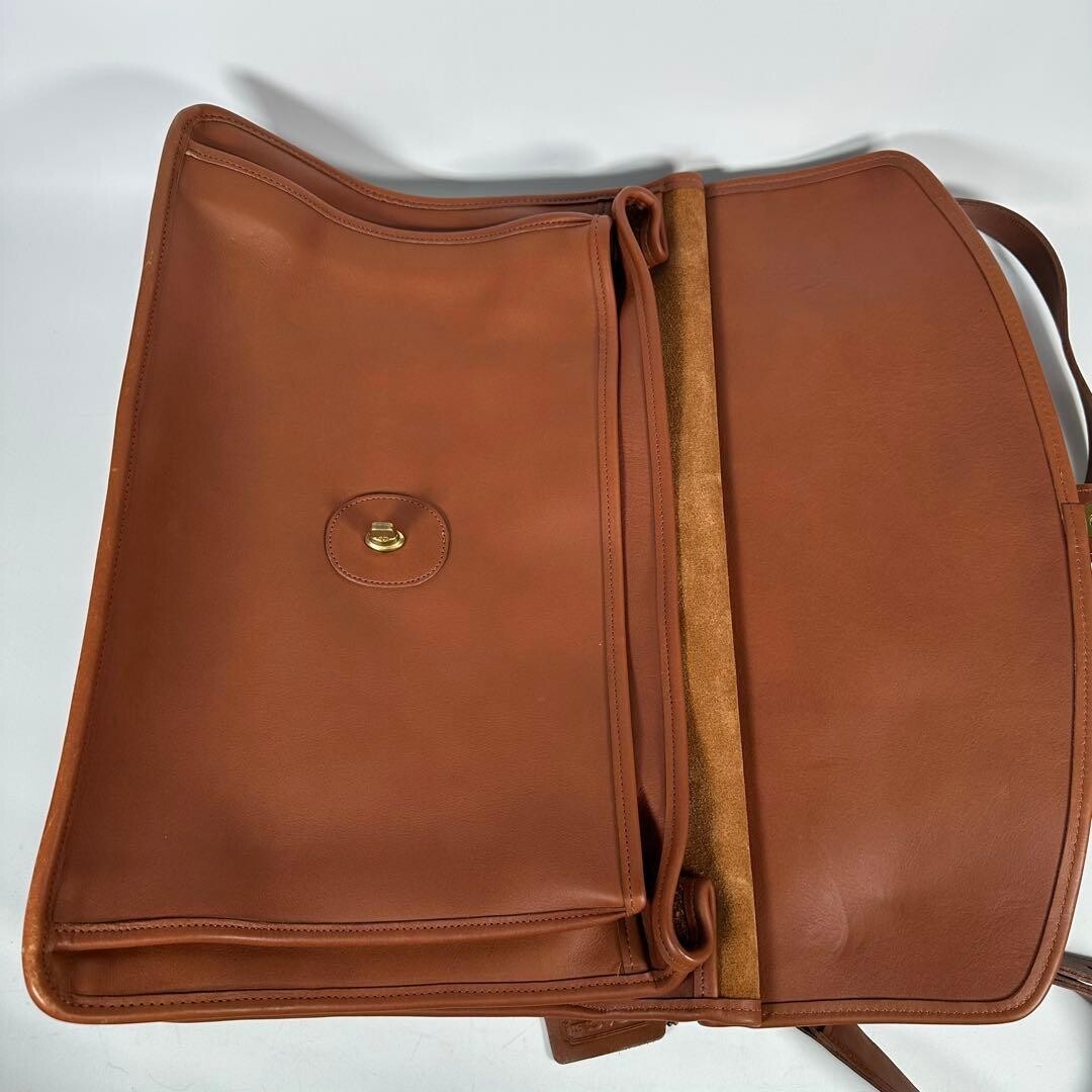COACH 5226 Leather Briefcase Messenger Bag Flap Turn Lock Brown Auth From JAPAN