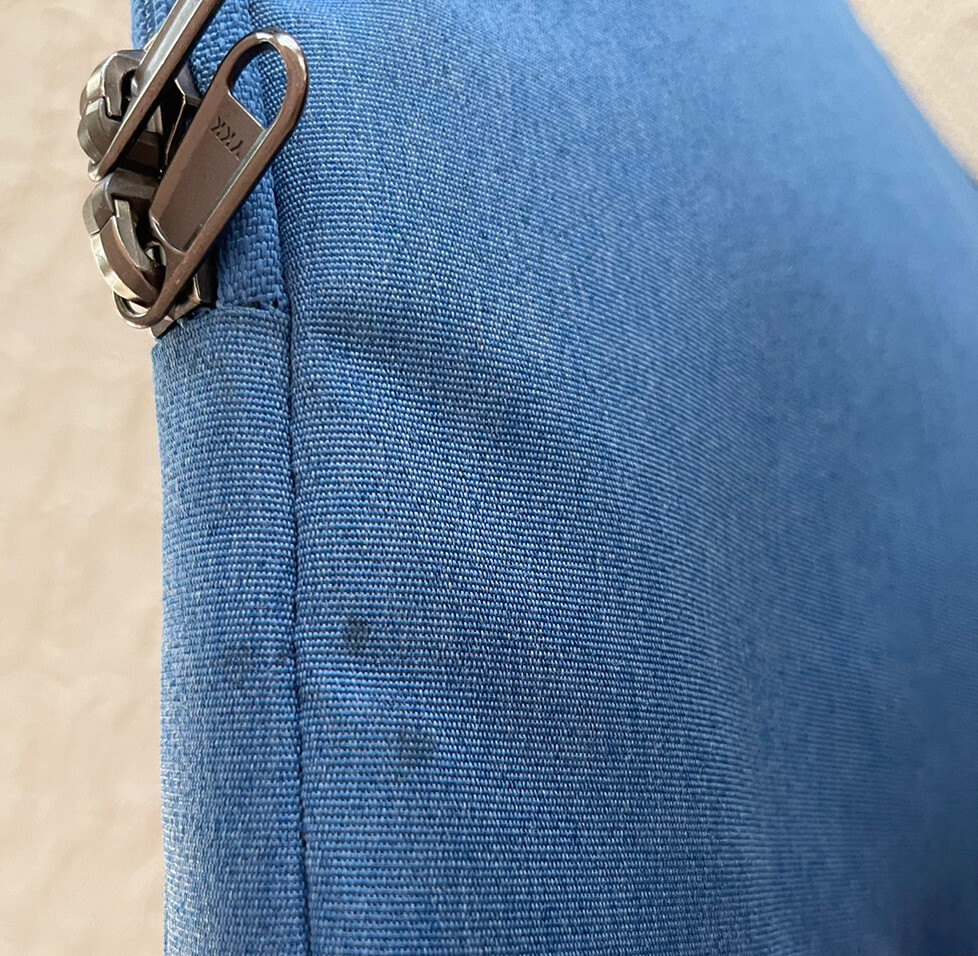 Newhey Tech Computer Laptop Bag Zip Close Front Zip Pocket Blue 16” Multiuse