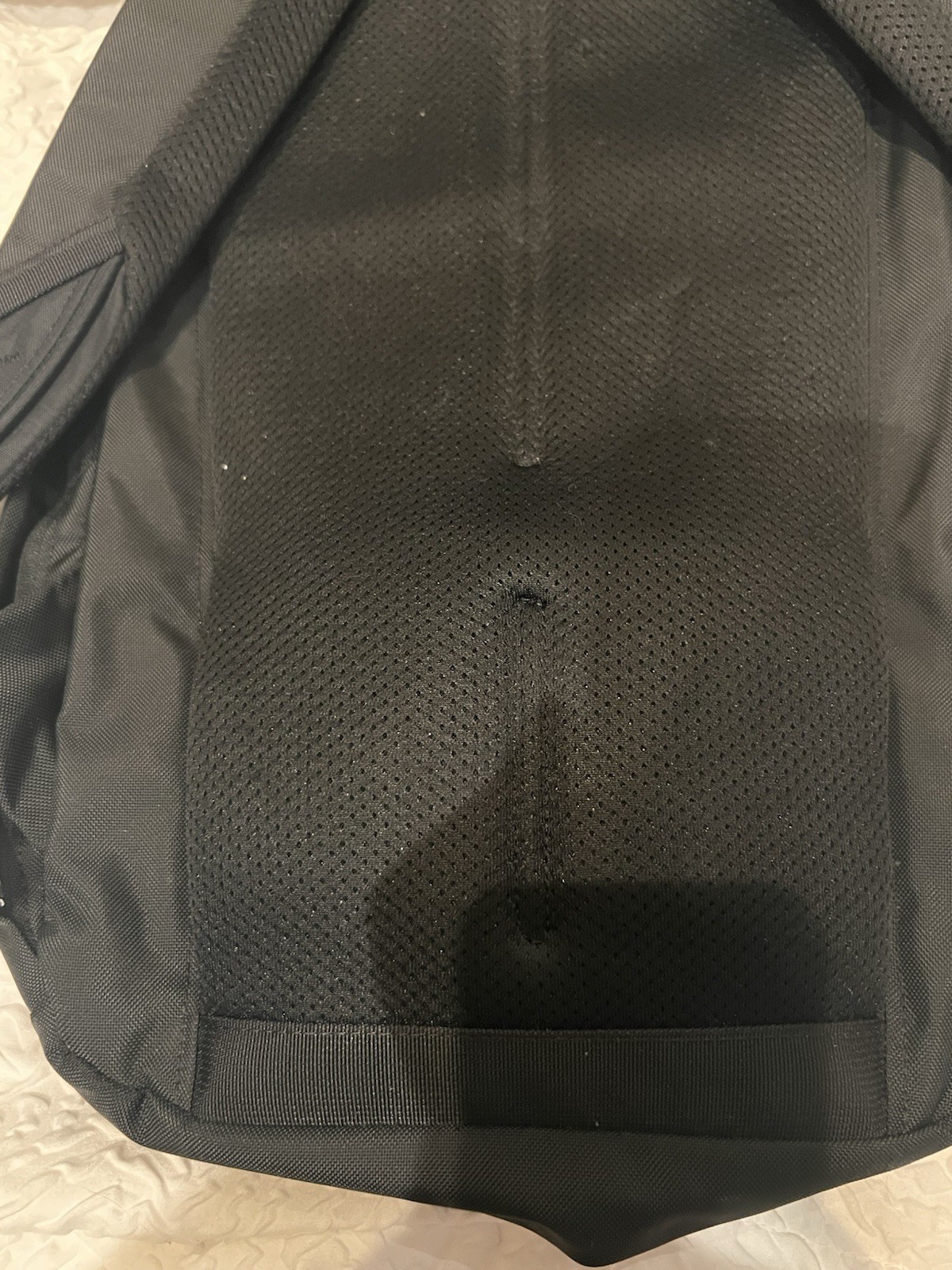 Gregory Sketch 25 Backpack Black Daypack Travel Hiking Laptop School Tech Bag