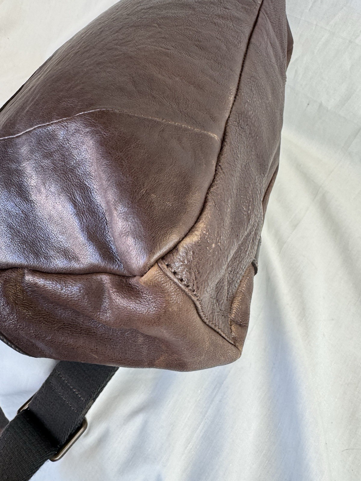 Fossil Estate Brown Leather Messenger/Shoulder/Laptop Bag – EXCELLENT CONDITION!