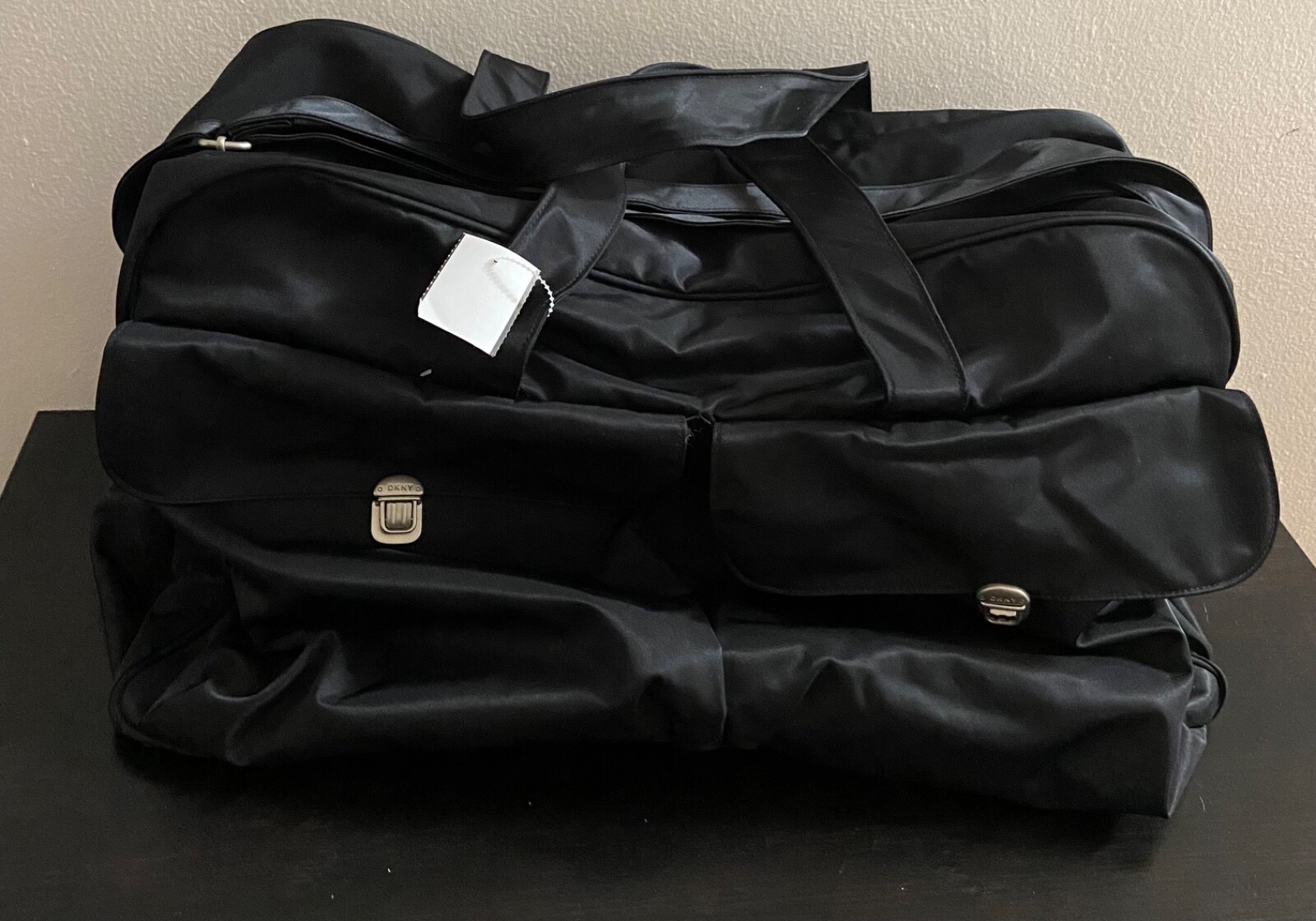 DKNY X-Large Black Duffle Bag Travel Business Gym