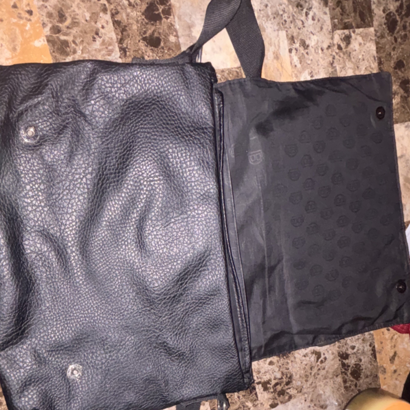 Buffalo Armani Messenger Bag Adjustable Strap Inner Pockets Black Men