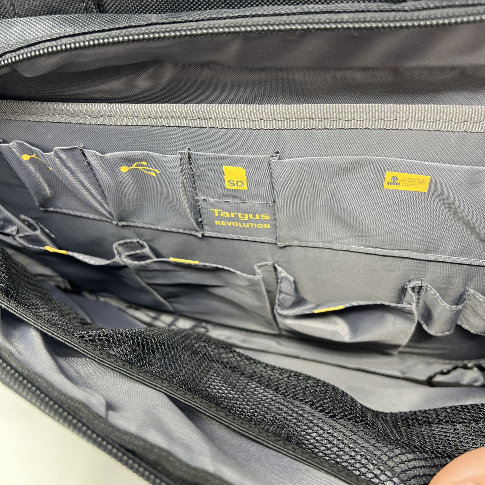 Targus Revolution TTL213US Carrying Case for 14″ Ultrabook, Notebook – Black