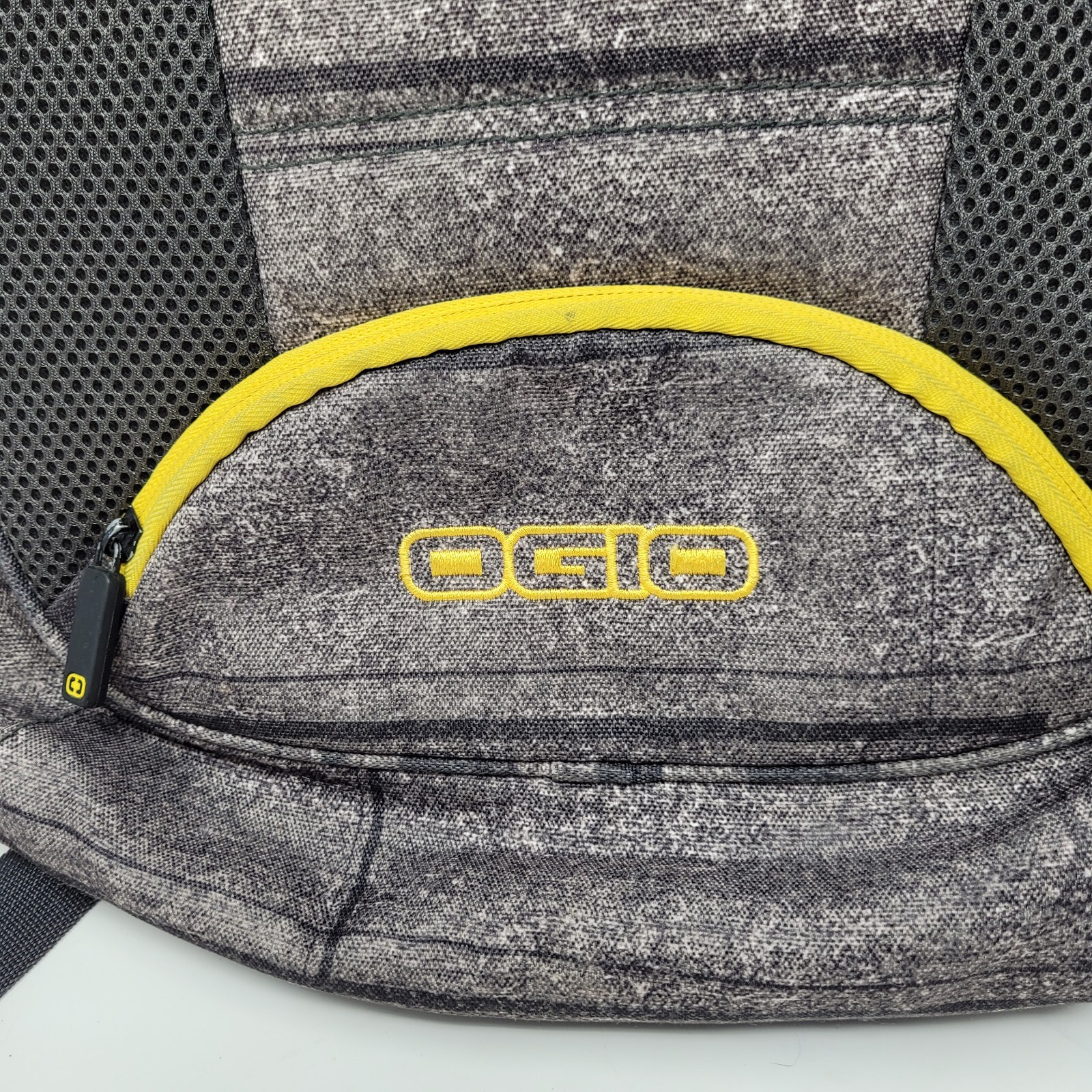 OGIO 18″h X 13″w X 9″d 1.8 Lbs Laptop Sleeve Multi-Color Backpack $84.99