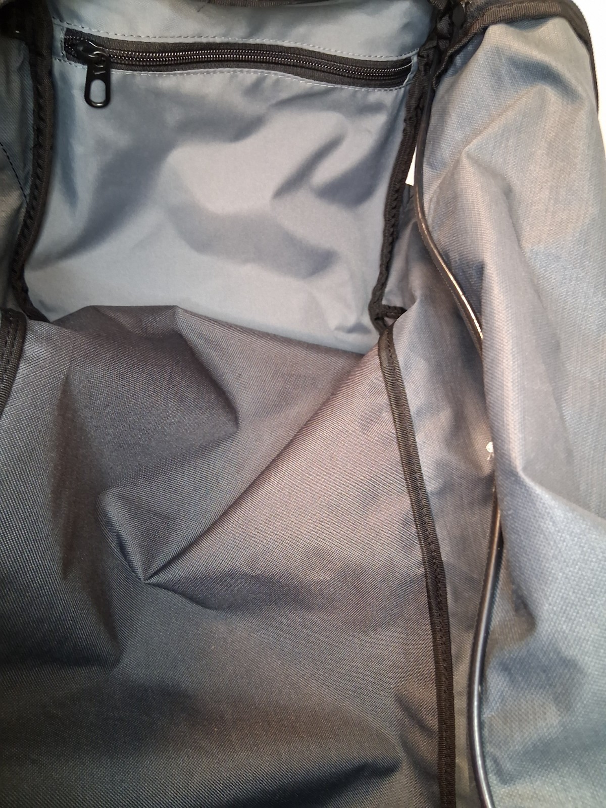 Nike Duffel Bag with Shoulder Strap & Handle Calhoun Celebrity Golf Tourney Gift