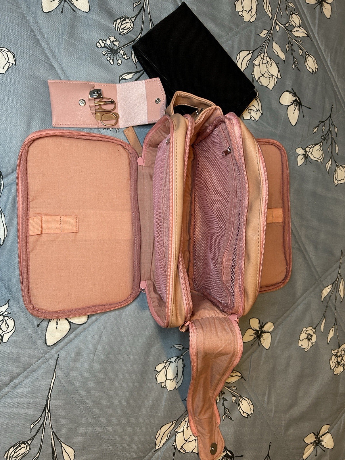 Travel Toiletry Bag