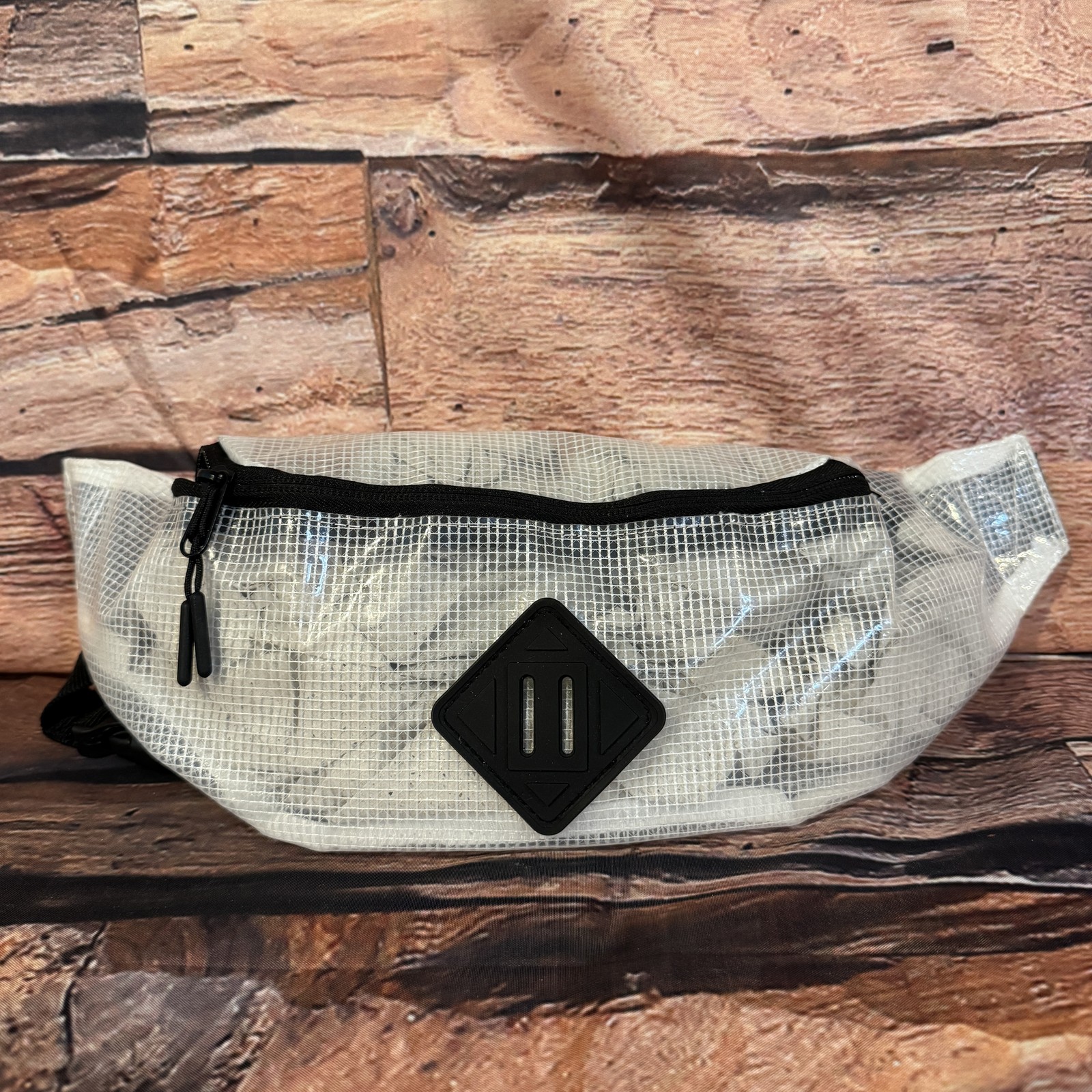 No Boundaries Men’s Clear Mesh Flat Fanny Pack Waist Bag White Adjustable Strap