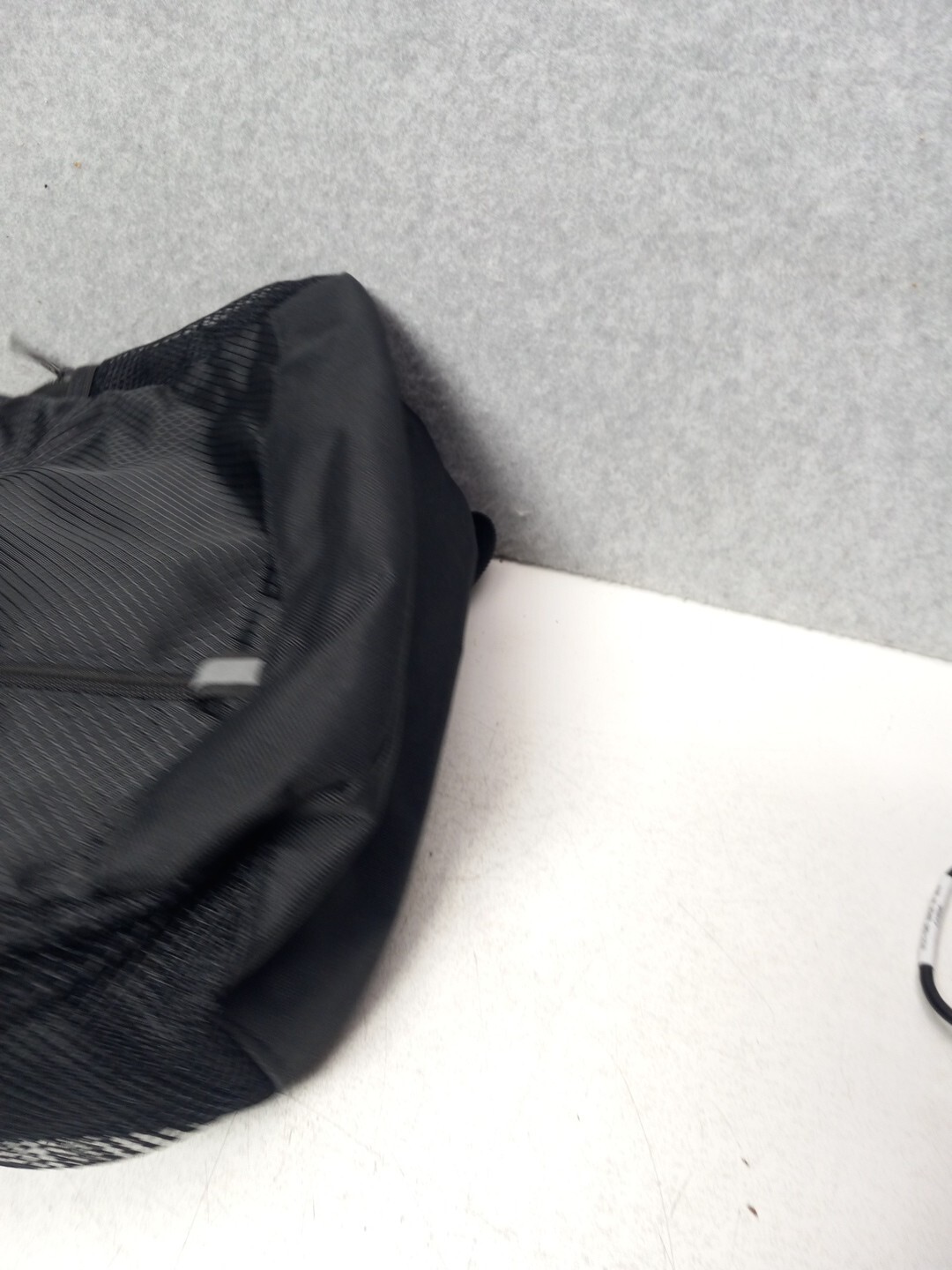 Targus Lightweight Black Sport Back Pack Travel Bag 12 x 5 x 17in
