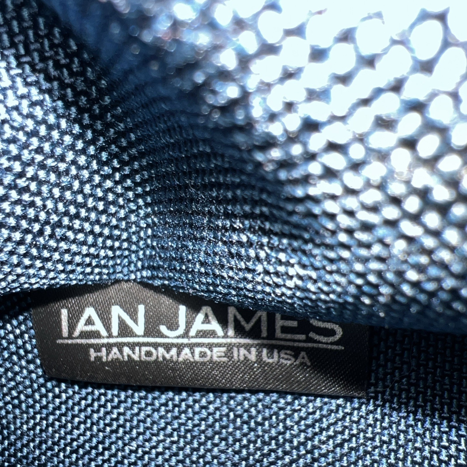 Ian James Navy Blue Leather Logan Duffle 20x12x7 Sport/Travel Shoulder Strap Bag