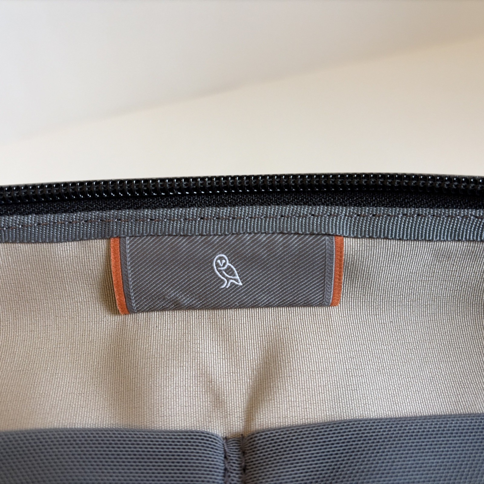 Bellroy Tech Kit Tech Accessories Organizer Zip Pouch Black 9”x5” *BRANDED*