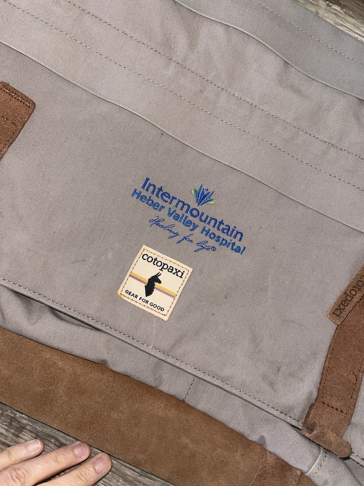 Cotopaxi Kpong 24 Messenger Shoulder Laptop Bag. With LOGO