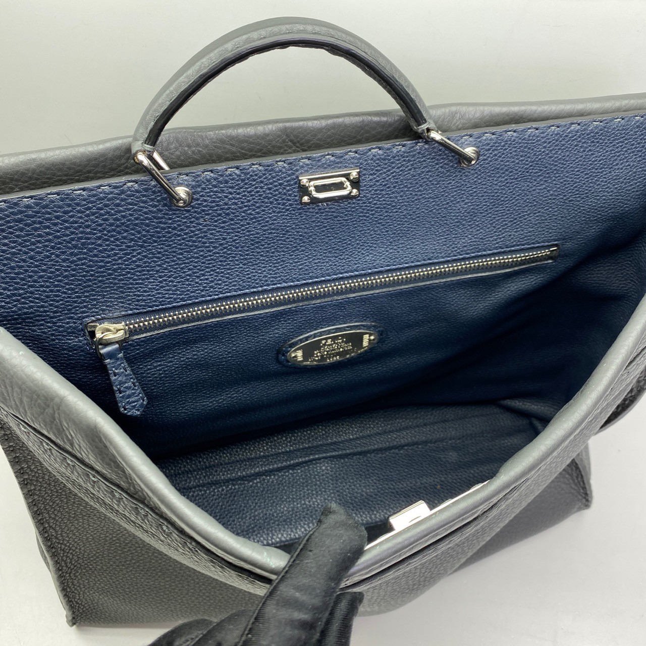 Fendi Pre-Owned Authentic Peekaboo Briefcase Crossbody Grey Blue 42x35x18cm