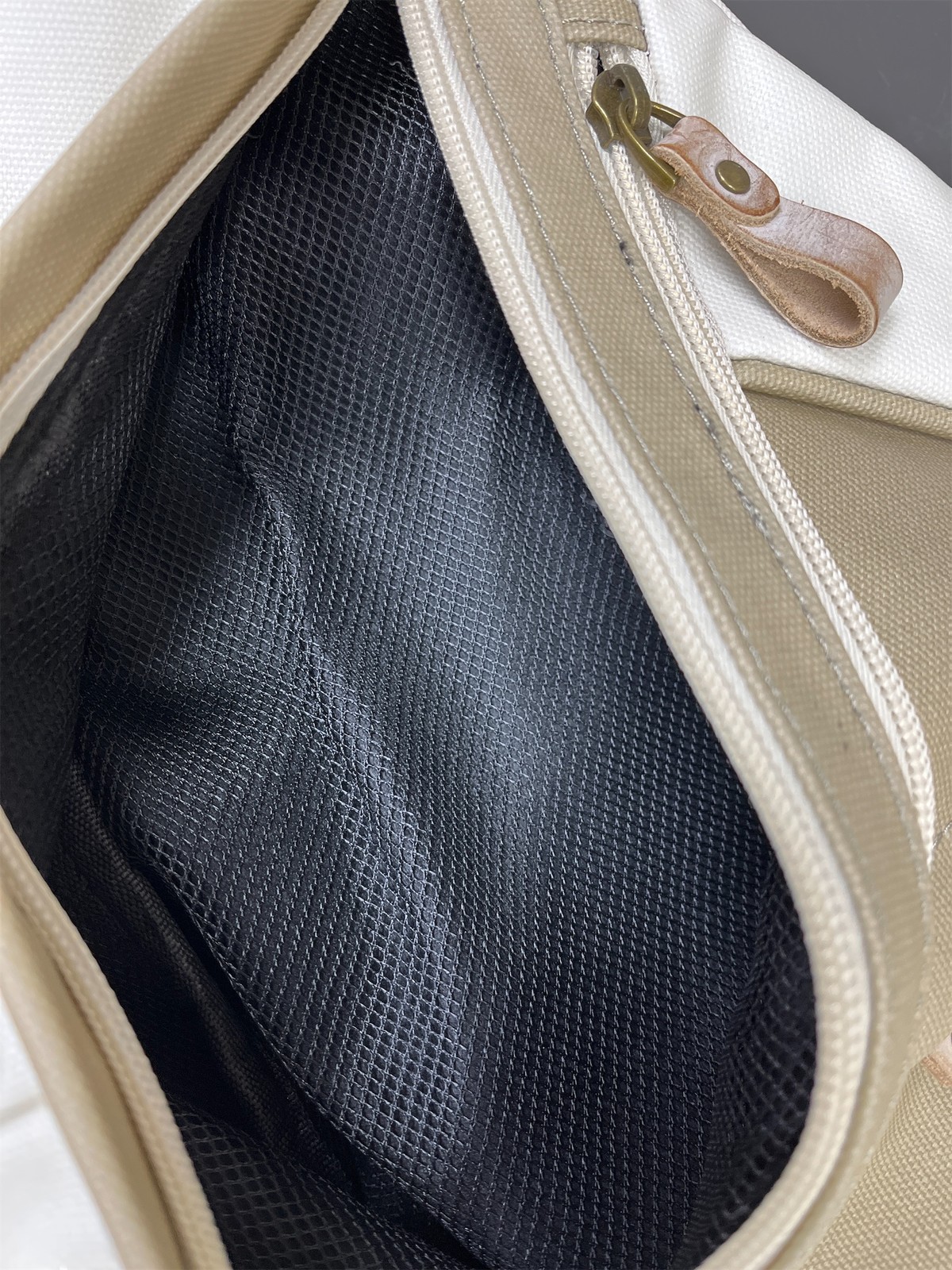 Gearonic crossover bag