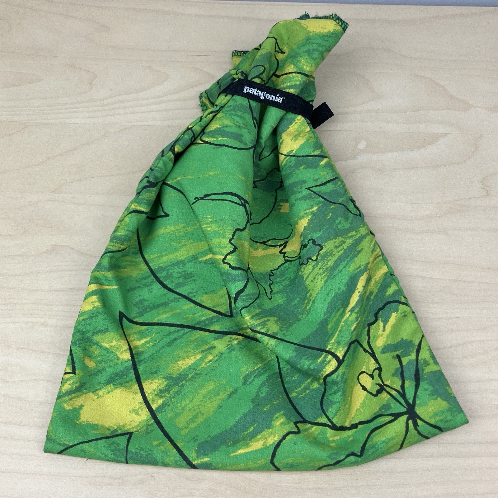 Patagonia Reusable Cinch Tie Sack Bag Cloth Pouch Green Yellow Tropical Floral