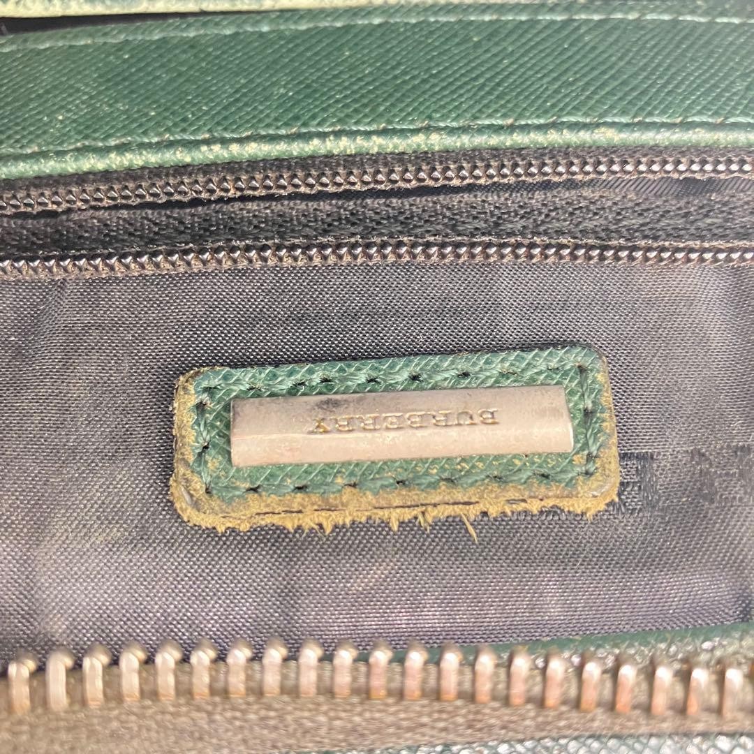 Authentic Burberry Leather Clutch Bag Green 25.7cm x 18cm x 6.5cm Damaged