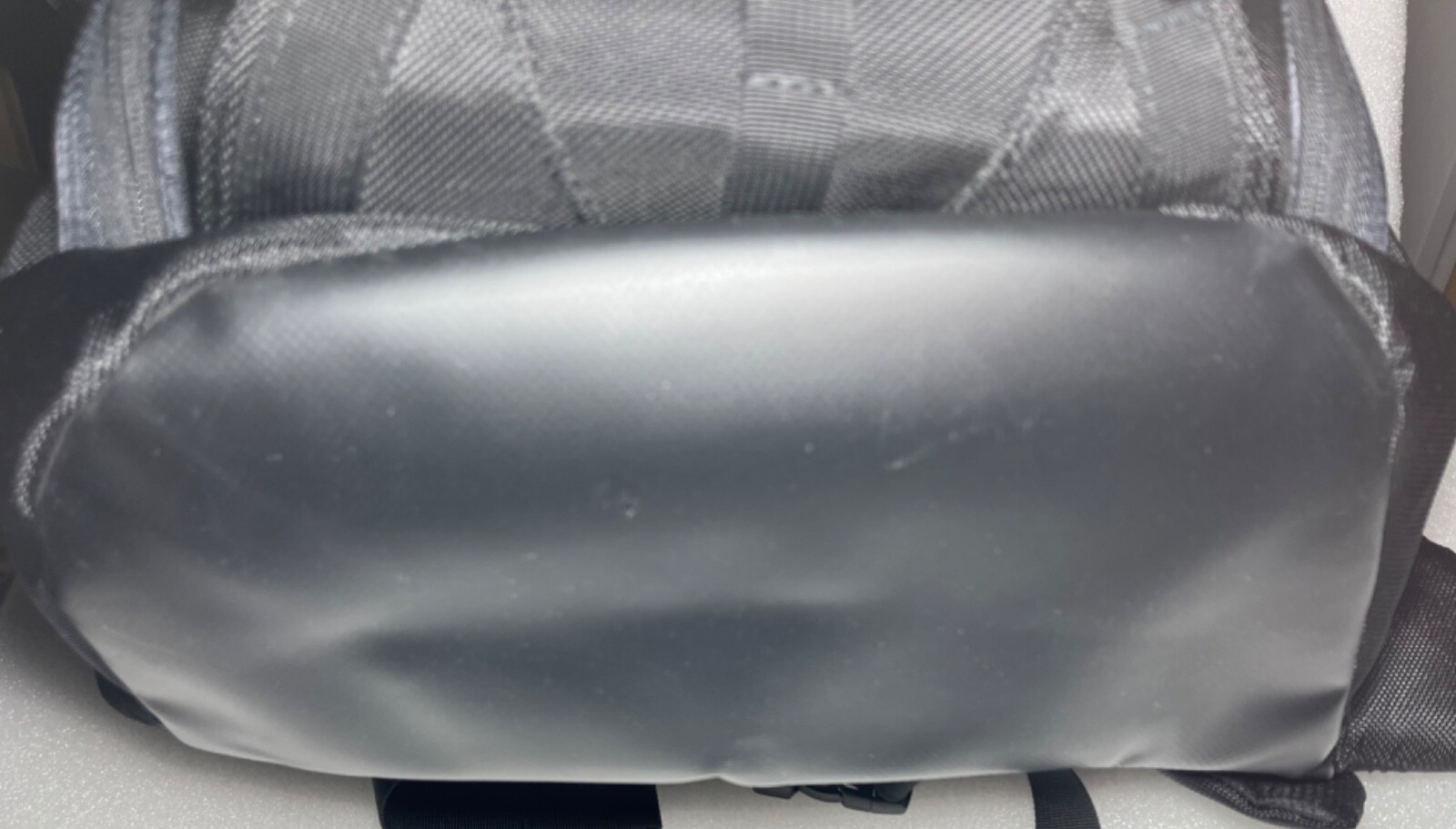 OAKLEY HARD SHELL BACKPACK HARDSHELL EXCELLENT CONDITION RARE
