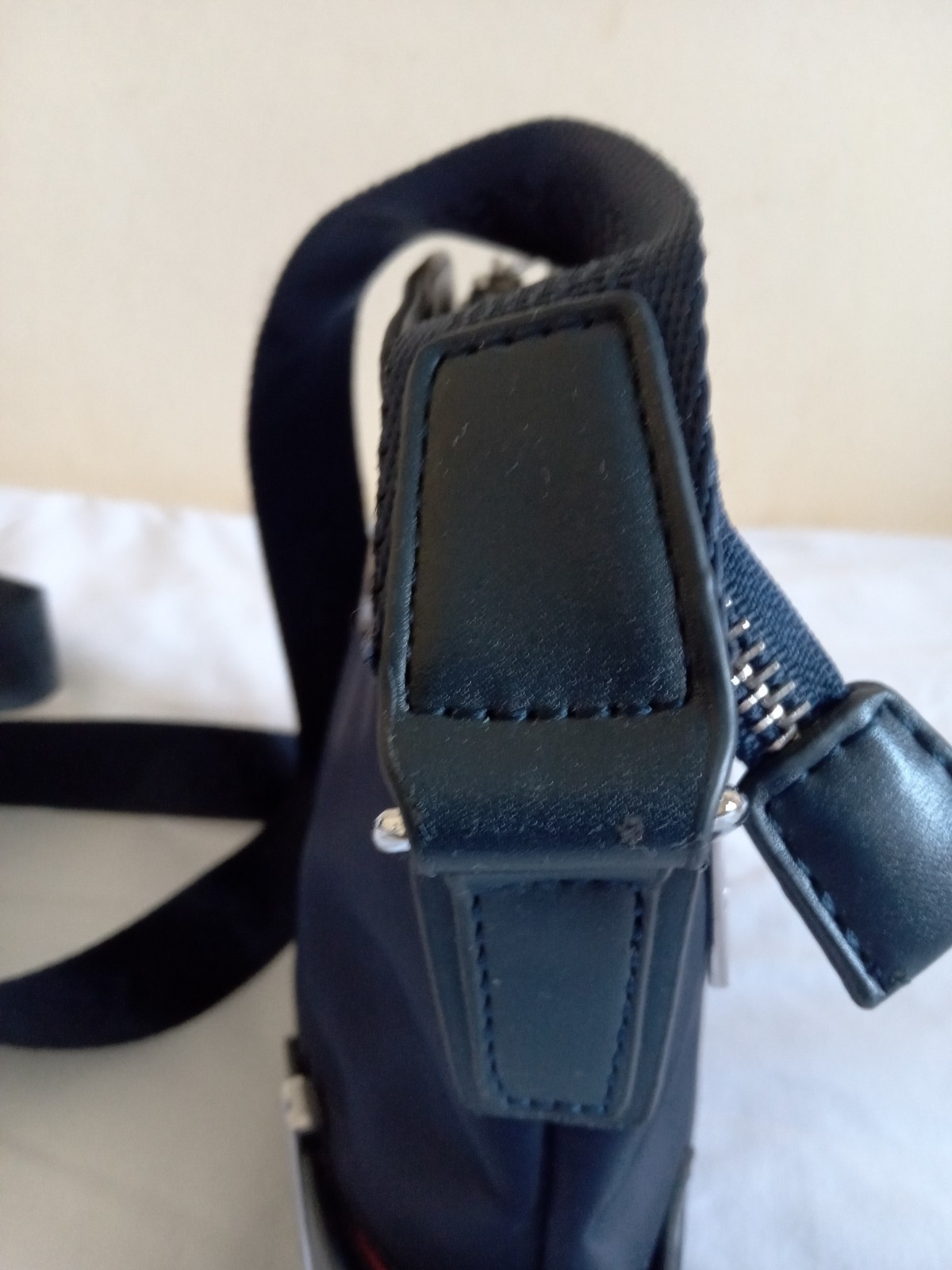 Giorgio Armani men’s shoulder bag