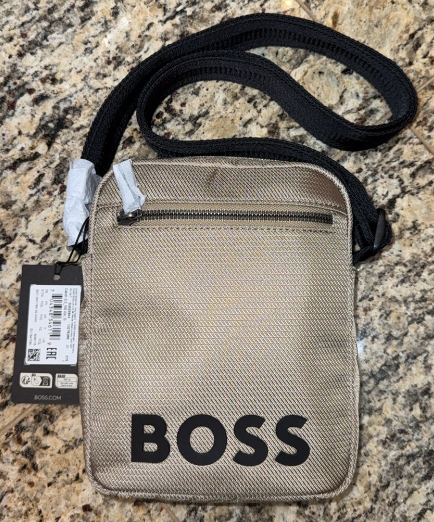 HUGO BOSS $128 CATCH 2.0 Zip Shoulder Crossbody Bag Beige AUTHENTIC NEW 50553844