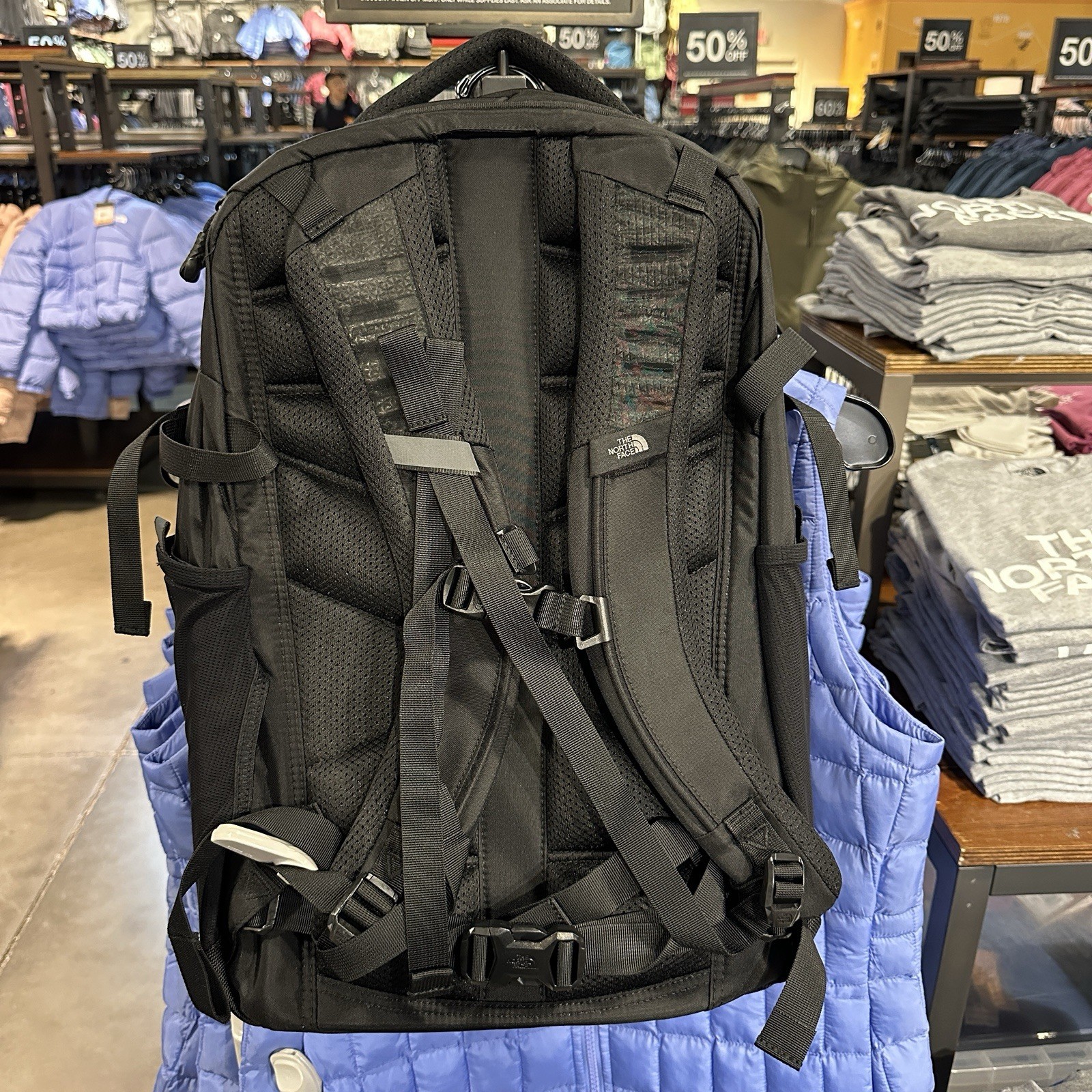 The North Face Recon Unisex Hiking And School Laptop Backpack Black 30 Liter