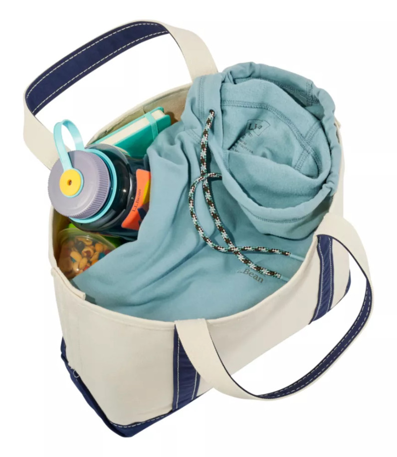 New L.L.Bean Boat and Tote, Open-Top, Seaboard Blue Color, Medium Regular Size