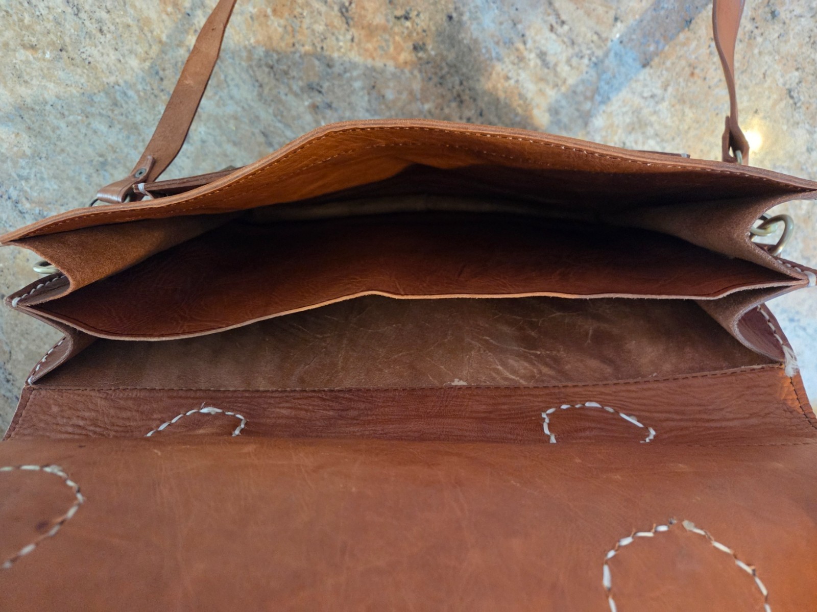 Handmade Moroccan Leather Messenger Bag – new – brown