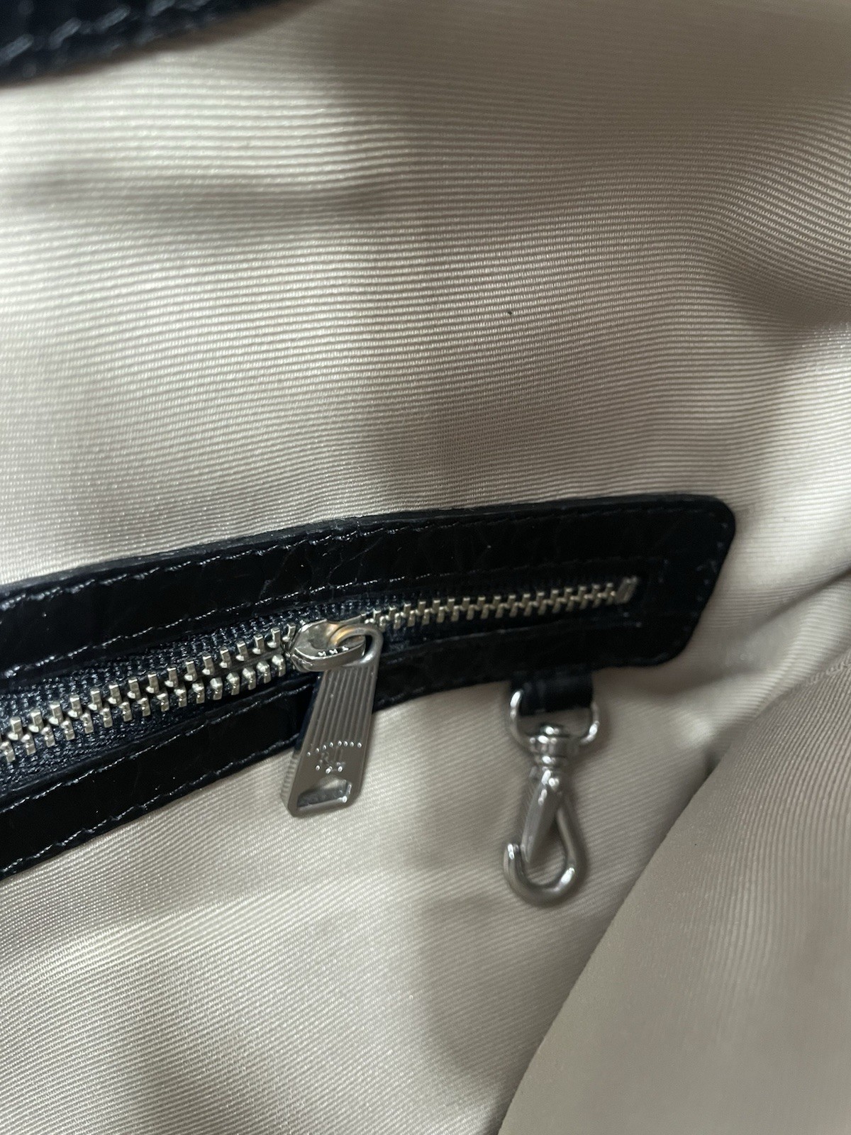 Lauren Ralph Lauren Black Croc Embossed Leather Hobo Shoulder Bag Y2K Push Lock