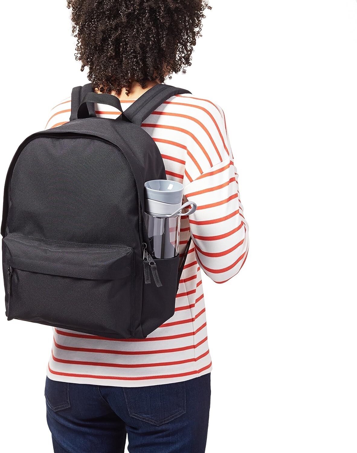 Amazon Basics Classic School Lightweight double-zipper closure Backpack, Black