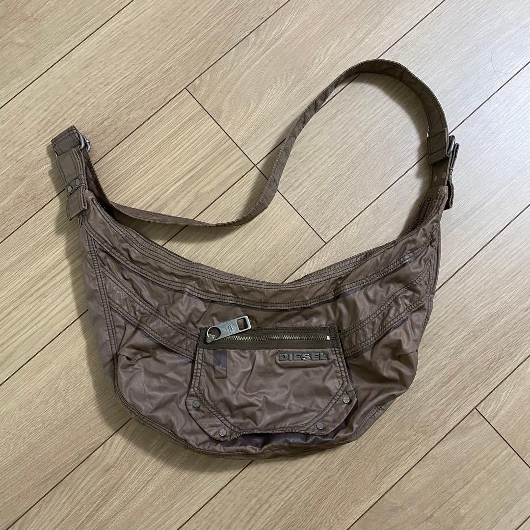 Diesel Men Archive Crescent shape One Shoulder Bag Y2K 46x12x30cm Luxury Stylish