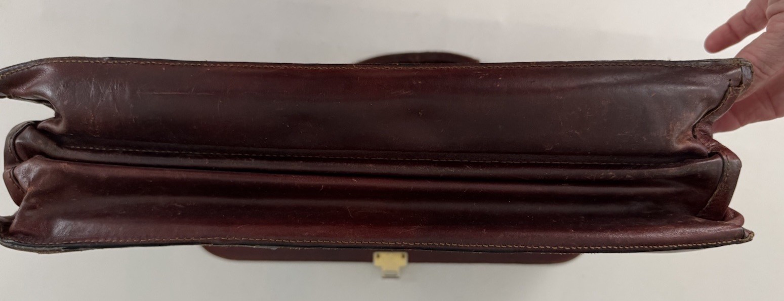 BOSCA Vintage Brown Leather Attache Briefcase Envelope Closure Top Handle