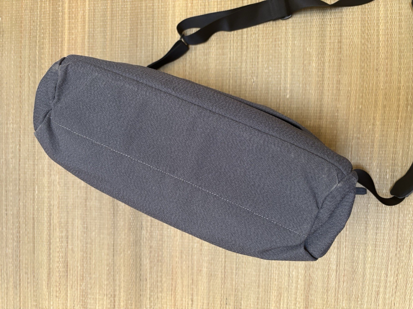 Bellroy Work Messenger Bag Gray Expandable 14L