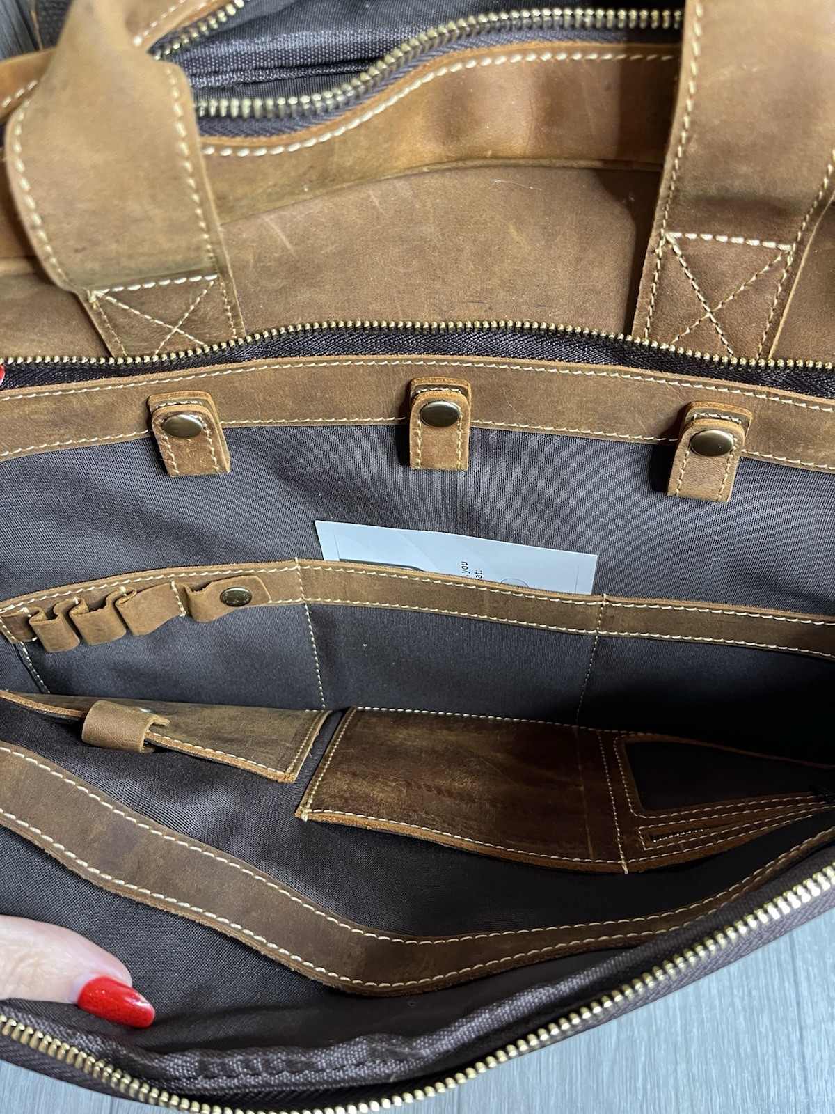 Luxorro The Maverick Leather Briefcase – Light Brown No Trolley Sleeve