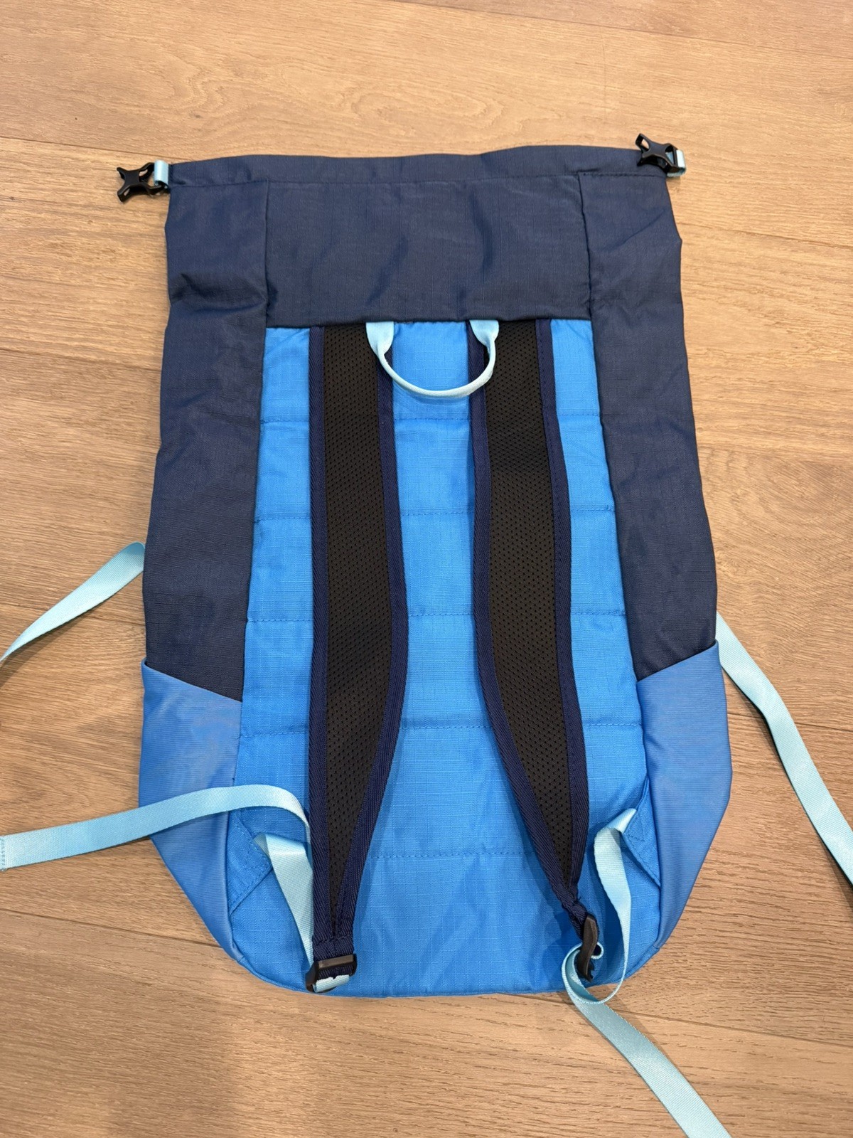 Hoka One Blue Runners Backpack Lightweight Storage Shoe Storage New without tags