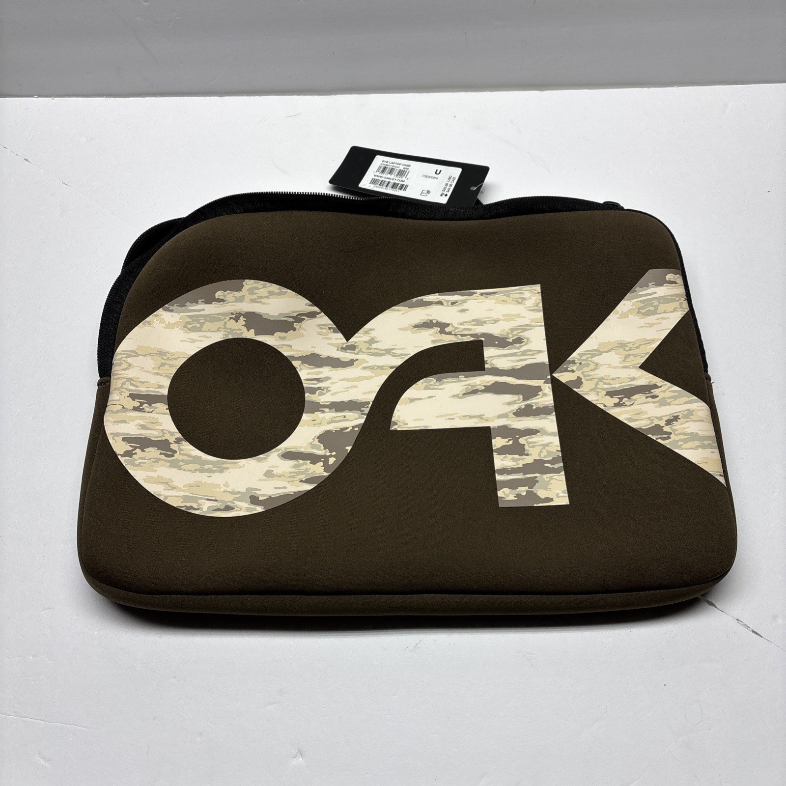 New Oakley B1B Laptop Protective Case Brown Camo Desert Travel Case