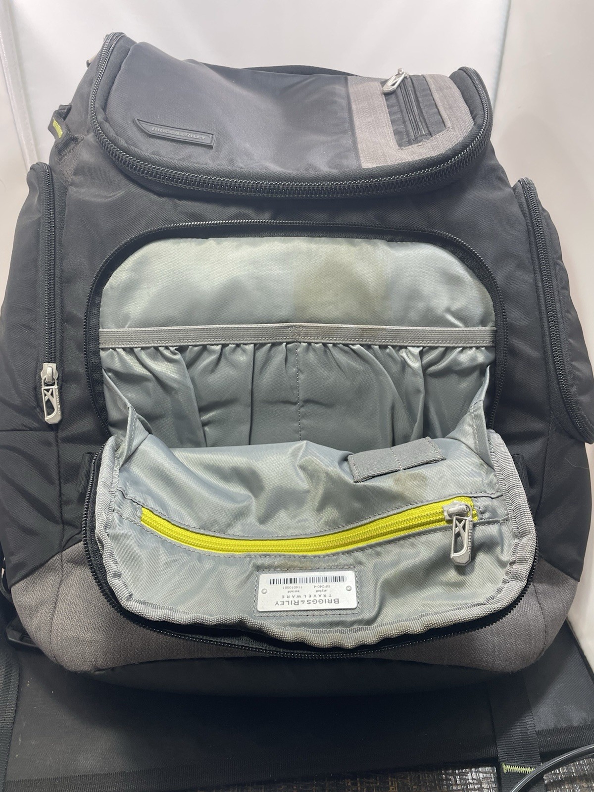 Briggs & Riley BRX Excursion Backpack Black Grey Padded Travel Bag BP240-4 VGC