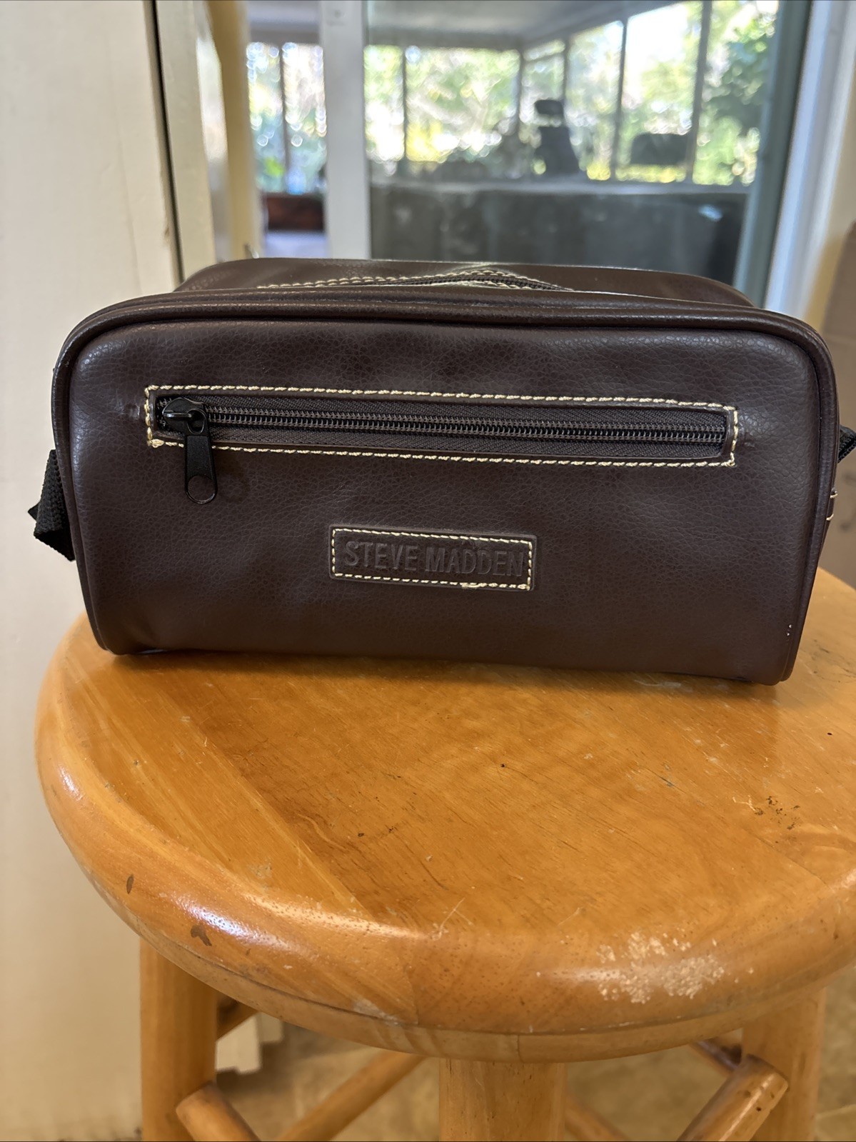 Steve Madden Travel Kit Bag Shaving Toiletry Case Dopp Bag Brown Vegan Leather