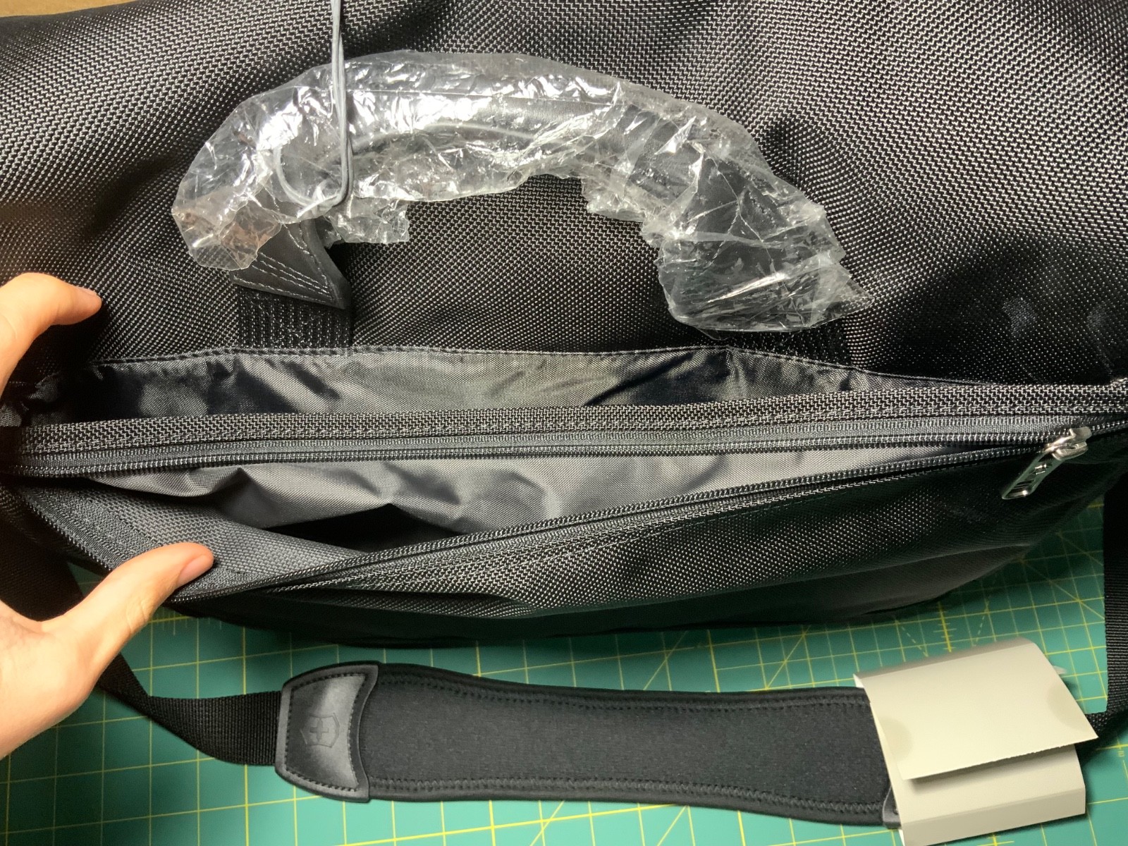 Victorinox Architecture 2.0 Collection Empire 17 Bag Black New With Tags In Box