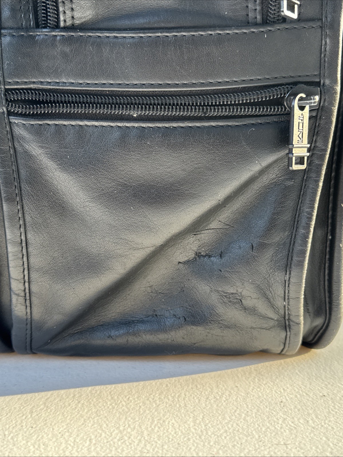 Tumi Alpha Compact Large Screen Briefcase Laptop Bag Leather 96114DH Reg $600+