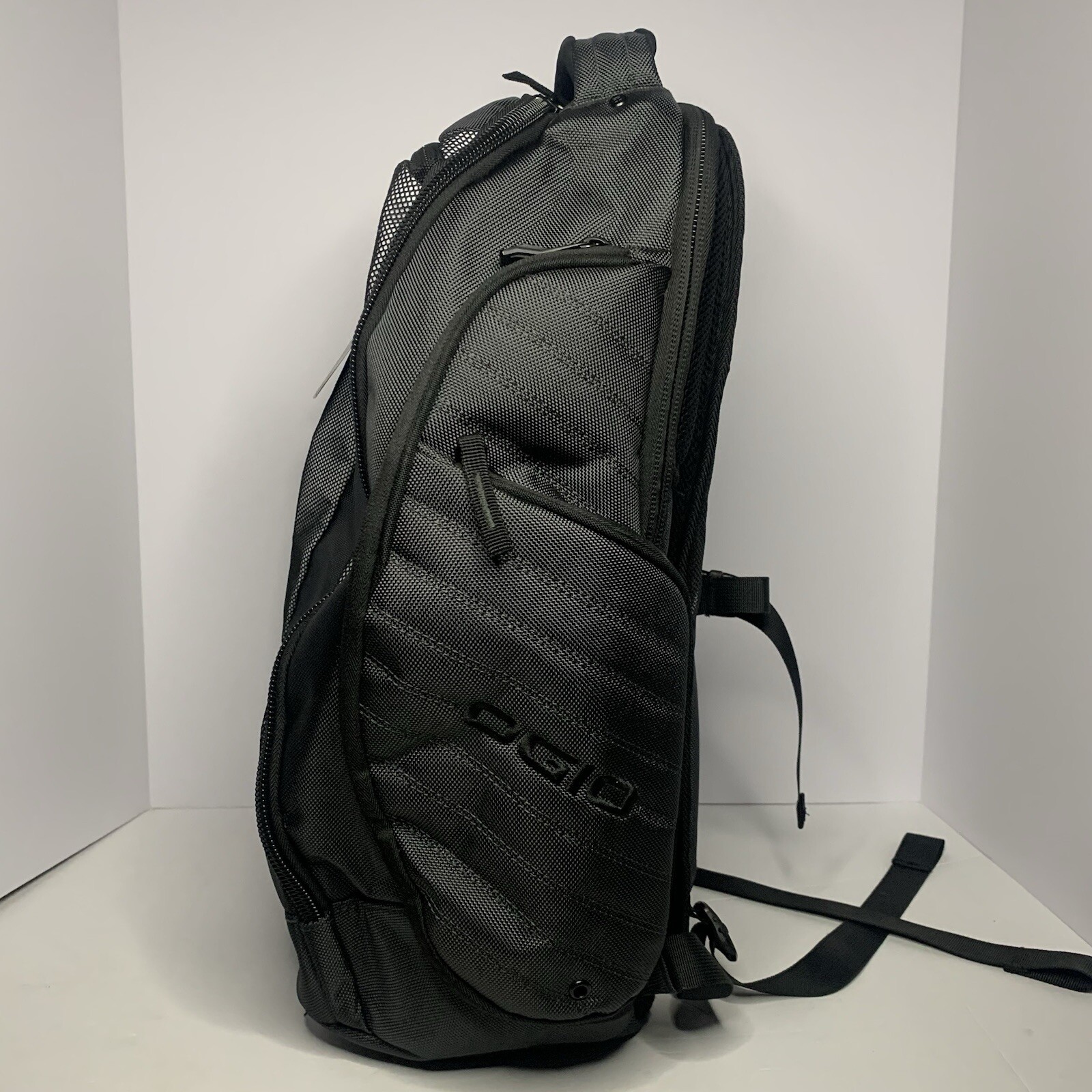 OGIO Flashpoint Pack Gray Brand New Backpack With Tags 1680D 1,900 cu.in./31 L